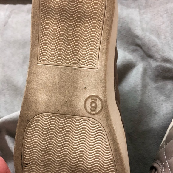 Sneakers - Picture 2 of 3